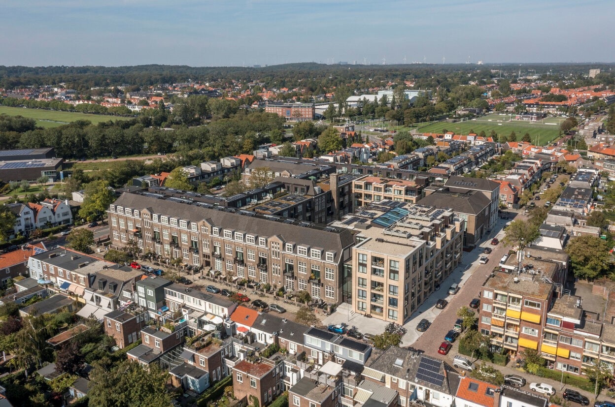 Midden boven